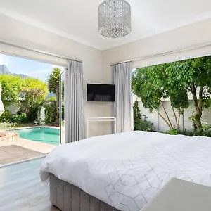  Holiday home 40 St Andrews Road, Claremont